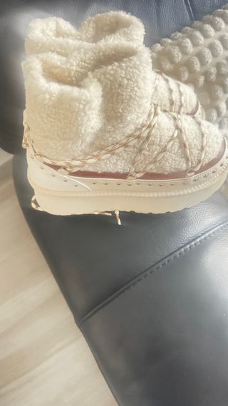 Botins Novos Bege/Branco