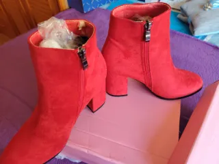 Botas rojas tacón