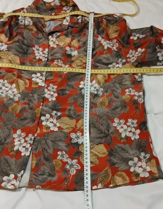 Blusa vintage floral