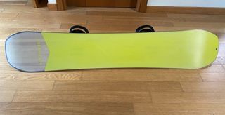 Tavola da Snowboard con Attacchi