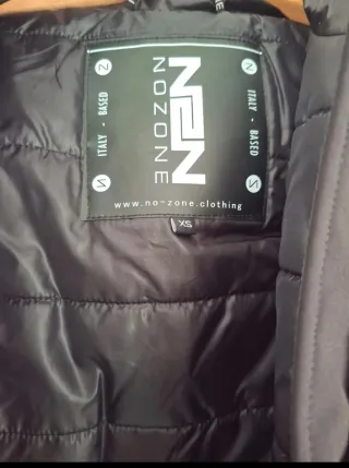 Piumino No Zone nero trapuntato