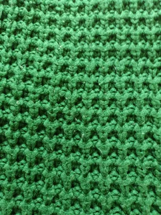 Jersey verde Pull&Bear talla S