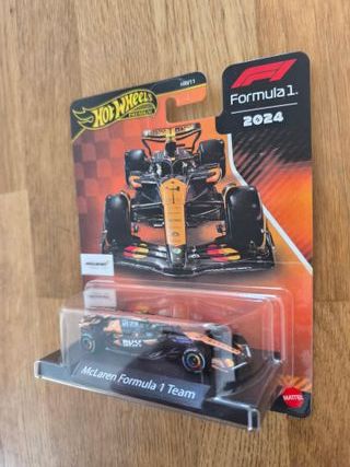 Hot Wheels McLaren Formula 1 Team #4