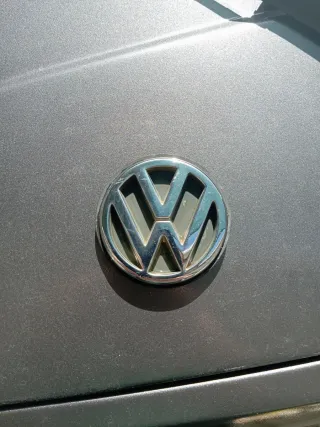 Símbolo Traseiro VW Golf MK3