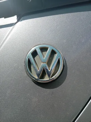 Símbolo Traseiro VW Golf MK3