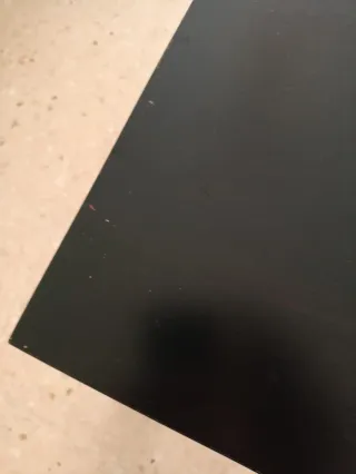 Tavolo ausiliario nero Ikea