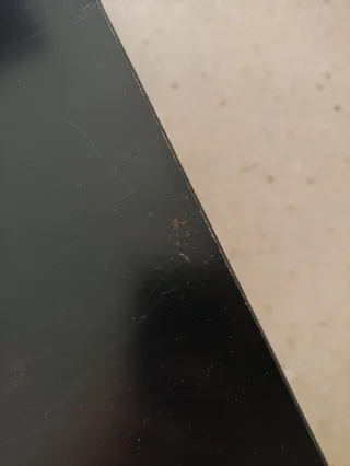 Tavolo ausiliario nero Ikea