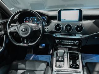 KIA Stinger 2.0 TGDI GT Line