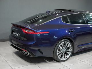 KIA Stinger 2.0 TGDI GT Line