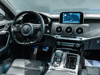 KIA Stinger 2.0 TGDI GT Line