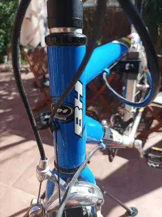 Bicicleta BH Iseran Shimano Sora