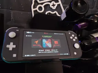 Nintendo Switch Lite Azul con funda Mario