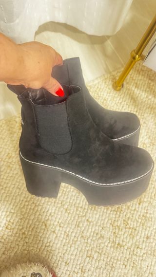Botas pretas plataforma