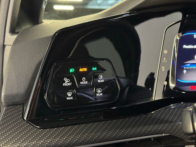 GOLF R PERFORMANCE 333CV/AKRAPOVIC/HARMAN/TECHO