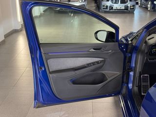 GOLF R PERFORMANCE/AKRAPOVIC/HARMAN/TECHO/IQ.LED