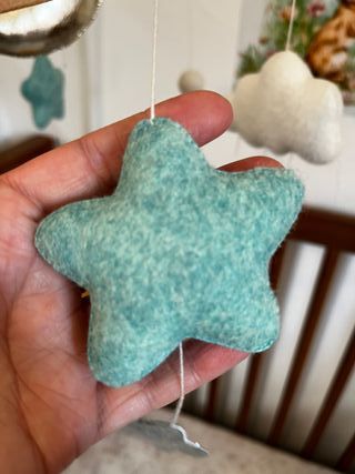 Móvil Cuna Zorro y Nubes - hecho de mano