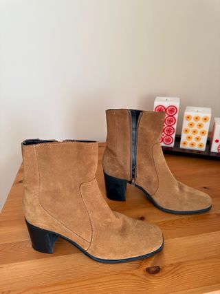 Botines ante Zara Marrones