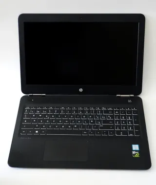 HP ORDENADOR PORTÁTIL i5 SSD GRÁFICA NVIDIA