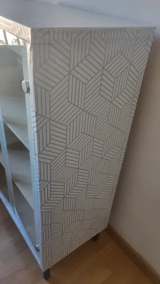 Vitrina Ikea Cristal y Madera