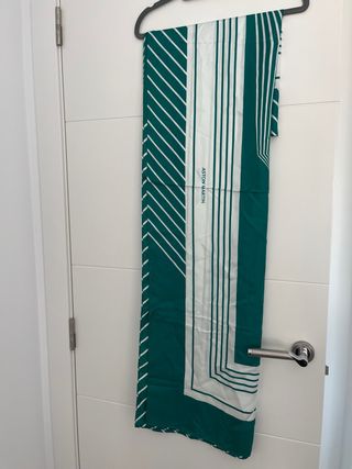 Foulard Pañuelo Aston Martin de lineas verdes