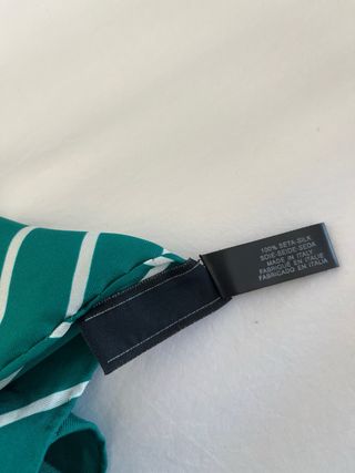 Foulard Pañuelo Aston Martin de lineas verdes