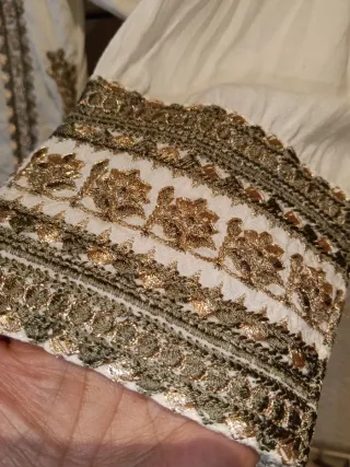 Kaftán bordado oro talla M