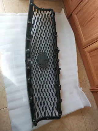 Rejilla Delantera Q50 Negra