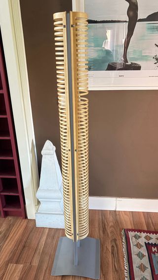 Porta CD de pie madera y metal