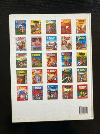 Asterix En Corcega (Spanish Edition)