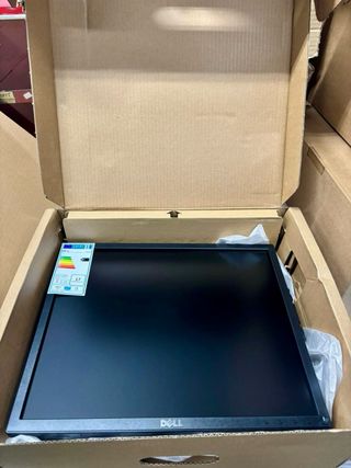 Monitor Dell P1917S 19” Nuevo