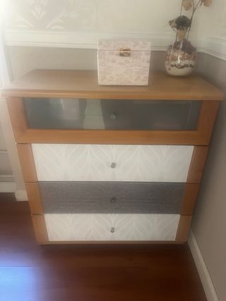 Cómoda de madera 70x40