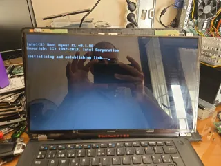 Pantalla Portátil HP 15.6 HD LED