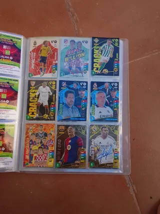 Álbum Adrenalyn LaLiga 24-25 (faltan 10 cartas)
