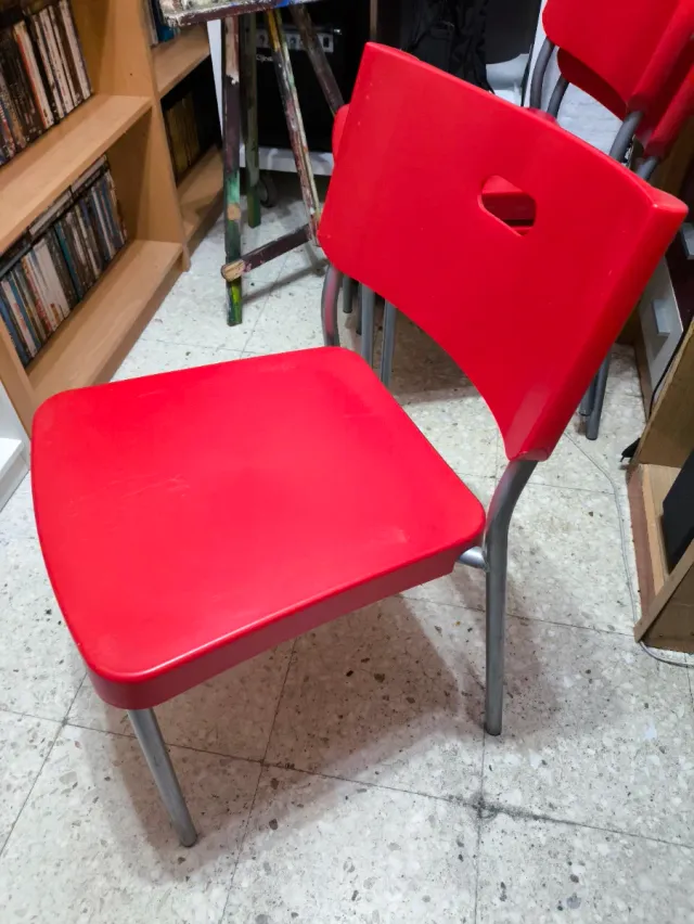 Sillas apilables - precio.ud. Descuento todas