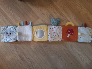 Libro sensorial de peluche para bebé