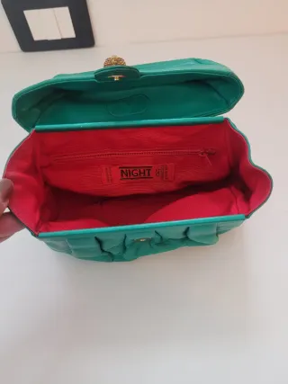 Pochette Valentino Garavani pelle nappa verde