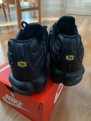 Zapatillas Nike Air Max Plus Negras Talla 43