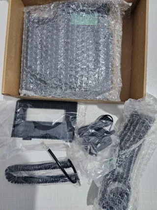 Teléfono IP Grandstream GRP2601