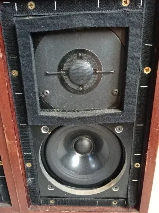 Altavoces Harbeth LS3/5A BBC Caoba