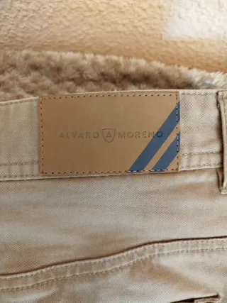 Pantalón Chino Alvaro Moreno Talla 38 Camel