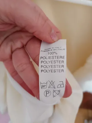 Capa pelo sintético blanco talla única