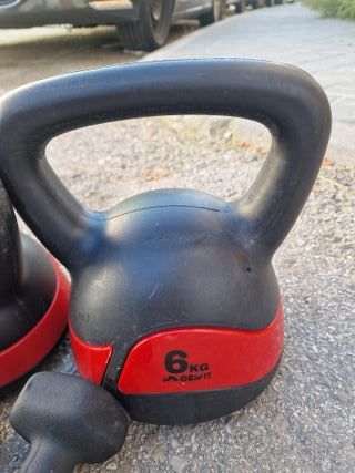 2 Mancuernas 2kg y 2 Pesa Rsa kettlebell 4kg y 6kg