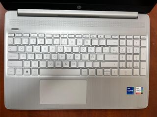 HP portátil Core i7 16GB RAM, 512GB SSD