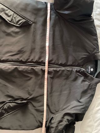 Cazadora bomber negra Talla L