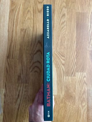 Batman: Ciudad Rota Y Otras Historias (edicion ...