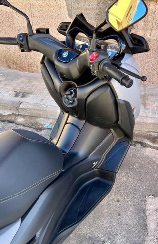 Yamaha XMAX 300 2021 ¡Como Nueva!