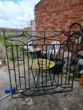 Reja metálica decorativa