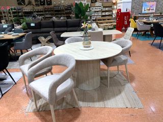 Mesa Comedor T26 + 4 Sillas N007