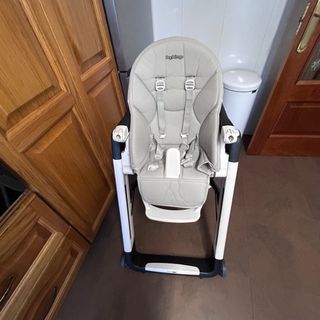 Trona Peg-Pérego grigia