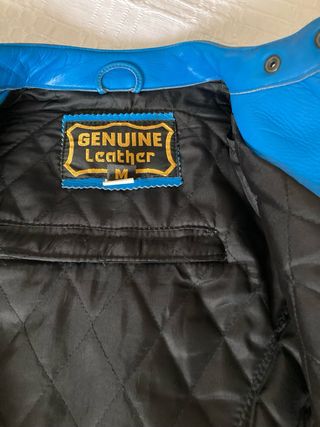 Chaqueta moto cuero azul con protecciones CE.